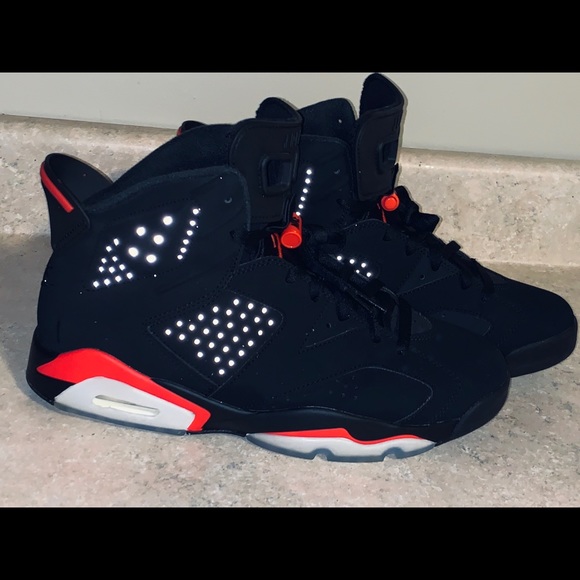 Jordan 6 Retro ‘Infrared’ - Picture 1 of 8